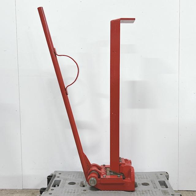 アングルカッター 冷延鋼板 L型アングル 切断機 手動式 台湾製 Lアングル　移動式 中古】アングルカッター 冷延鋼板 L型アングル 切断機 手動式 台湾製