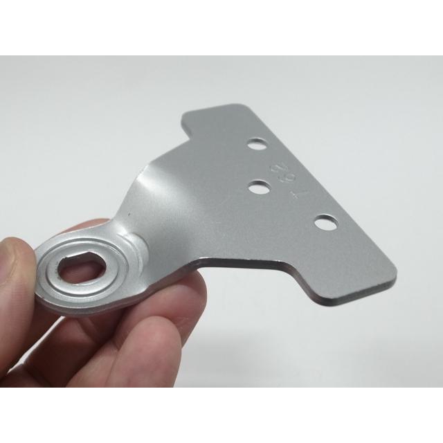 ニュースター ドアクローザー ドアチェック P182-P183用旧型(三つ穴