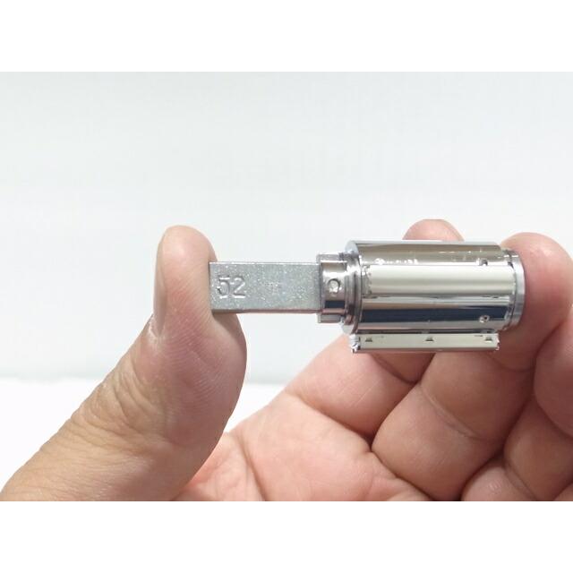 ゴールGP-PX19.5ミリ取替用シリンダー2個同一タイプ(テール刻印 ゴールGP-PX19.5ミリ取替用シリンダー2個同一タイプ(テール刻印
