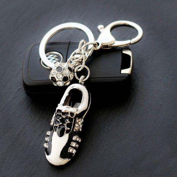 帽子キーホルダースパイク キーホルダー サッカー おしゃれ スパイクスニーカー キーリング