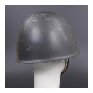 ポーランド軍放出品 ヘルメット WZ67 スチール製 第二次世界大戦
