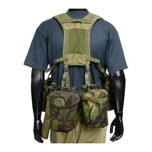 連合王国軍罷めさせる品 PLCE胴締め一揃いの道具 DPM擬装 バヨネットフロッグ付き添い人 [ 難あり ] 連合王国軍罷めさせる GB PLCE据えつける一揃いの道具