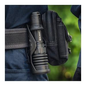 OLIGHT タクティカルライト Warrior X 4 ホルスター付き 2600ルーメン