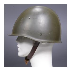 ポーランド軍放出品 ヘルメット WZ50 スチール製 紋章無し [ 並下品