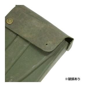 イギリス軍放出品 折りたたみスコップ 三つ折り 樹脂製ケース付き