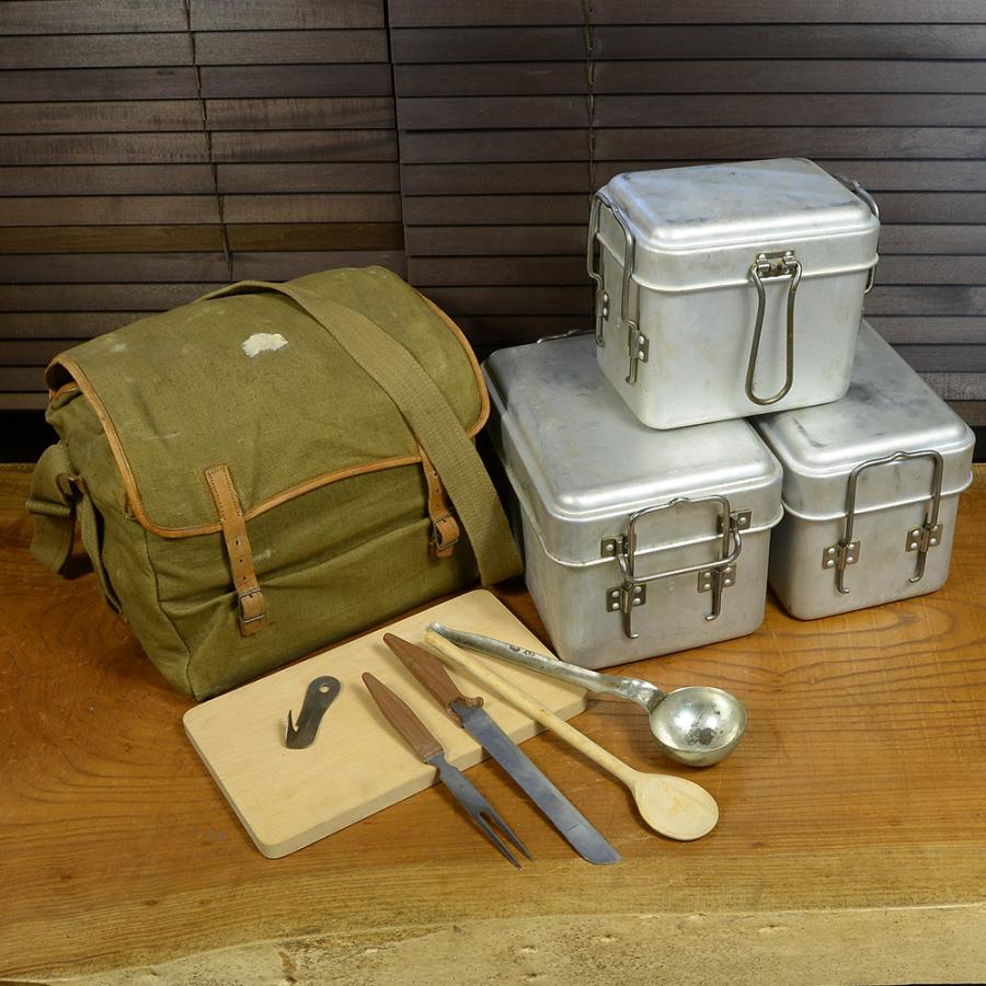 バーゴ、エバニュー、ユーゴスラビアのメスキット、軍幕野営セット