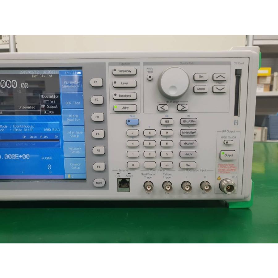 Anritsu MG3700A ベクトル信号発生器 Vector Signal Generator 3GHz