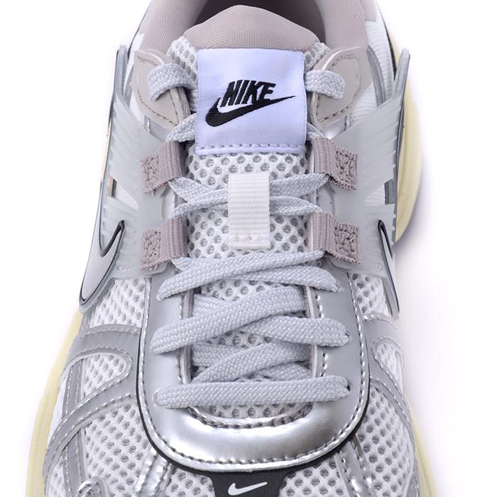 NIKE ナイキ W V2K RUN ラン FD0736 100 レディース スニーカー NIKE ナイキ W V2K RUN ラン FD0736 100 レディース スニーカー