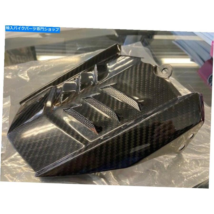Rear Fender ヤマハFZ-09カーボンファイバーリアフェンダー/ 2014-15 / OEM /新品 YAMAHA FZ-09 CARBON FIBER REAR FENDER / 2014-15 / OEM / NEW