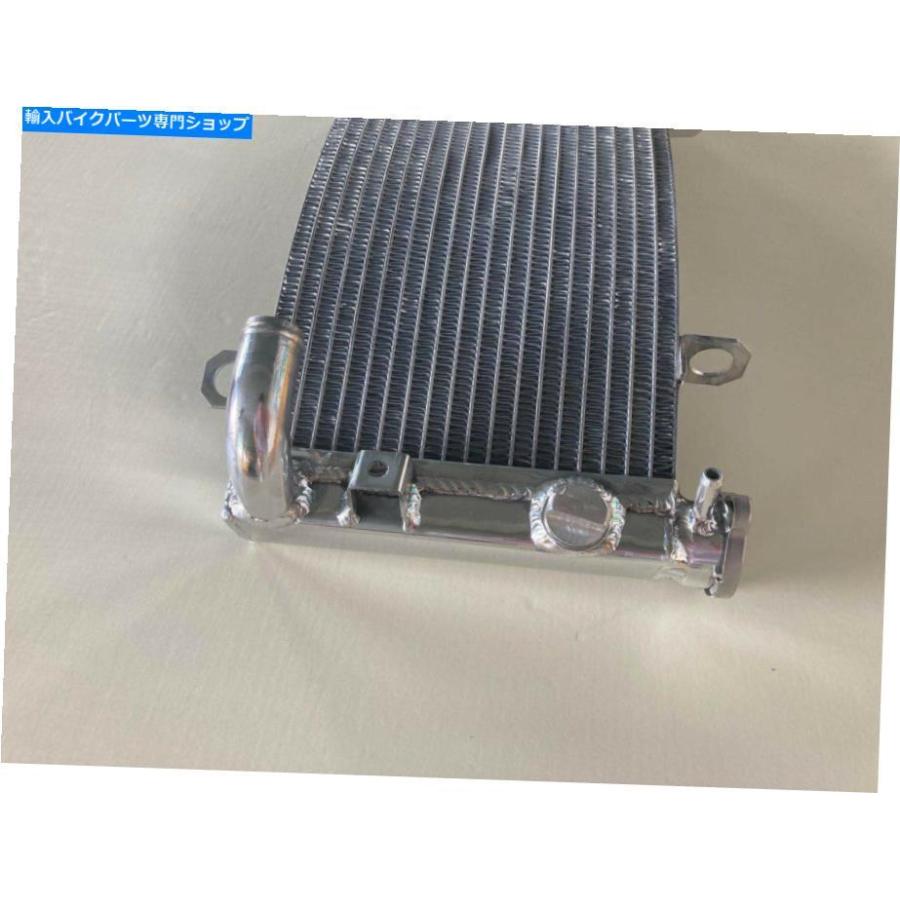 radiators KTM 990 2006-2011アルミ合金エンジン冷却用高性能ラジエータ High Performance Radiator For KTM 990 2006-2011 Aluminum Alloy Engine Coの画像