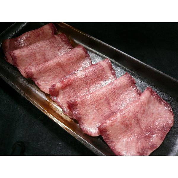 牛タン 肉 BBQ 鹿児島県産 A5ランク 黒毛和牛 極上とろ タン 500g 秘伝塩こしょう付き ギフト  送料無料 ホルモン【特タン500】の画像