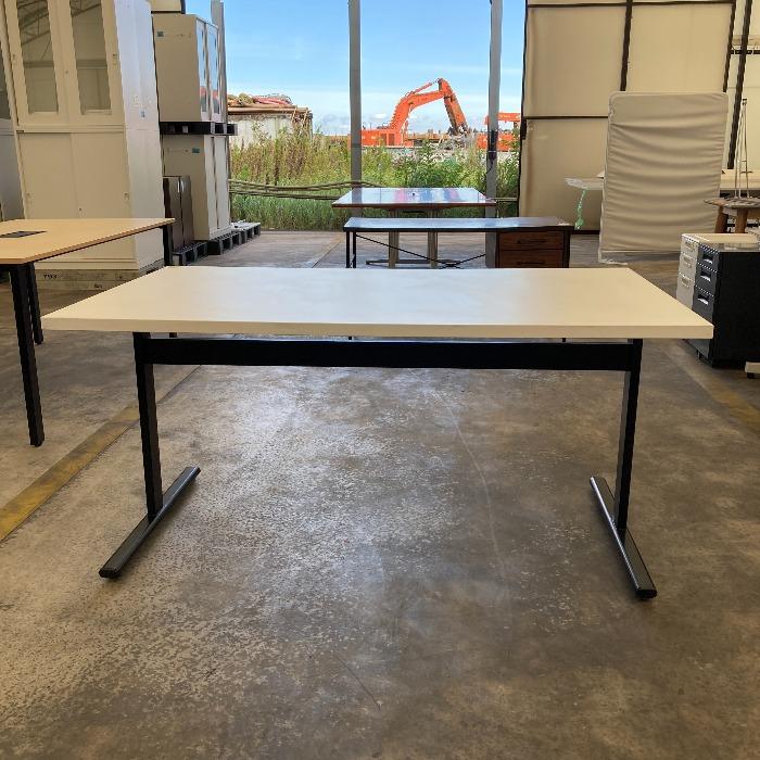 中古 会議用テーブル ホワイト ミーティングテーブル 会議机 ワーク