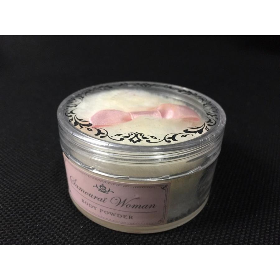 サムライウーマン ボディパウダー パウダー内臓タイプ 3 5g シルバーラメ パウダーファンデーション 中古 リサイクルストア リセール 通販 Yahoo ショッピング