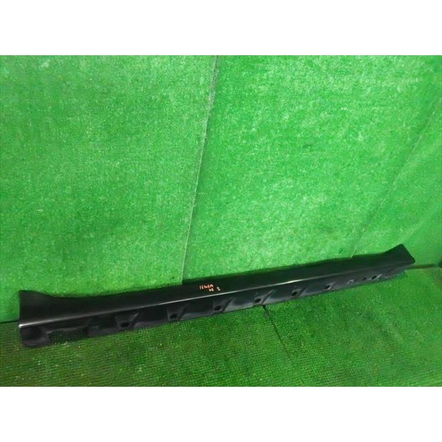 bB DBA-QNC21 右サイドスポイラー 75805-B1020-C02 1630619 : 自動車