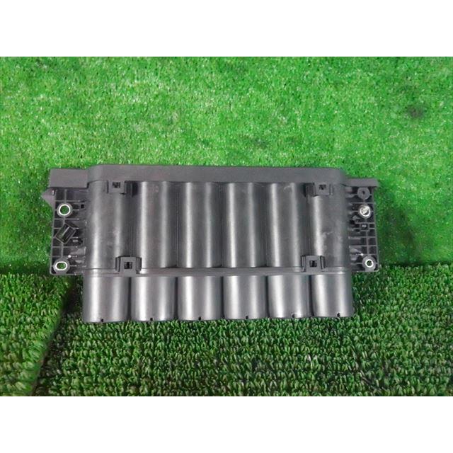 フィット DBA-GK3 バッテリー EDLC MODULE モジュール 31719-T5A-N01 2130321 : 自動車中古部品二興 ...