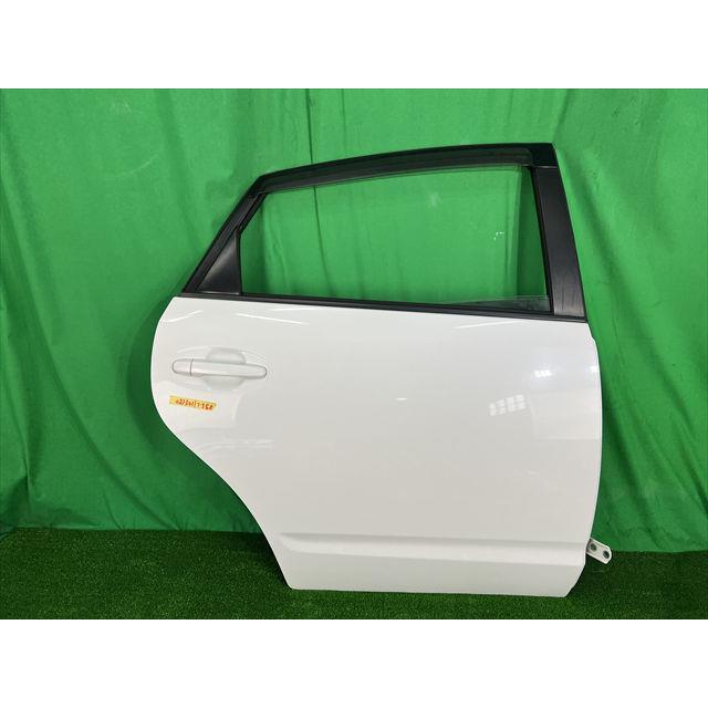 プリウス DAA-NHW20 右リアドア カラーNo：040 67003-47040 20235011  