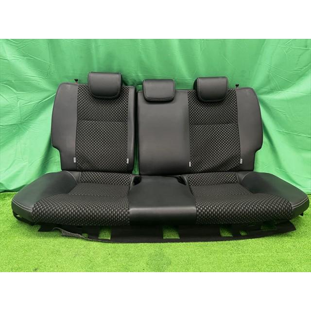 アクア DAA-NHP10 Rシート グレードX-アーバン・ハーフレザー仕様 