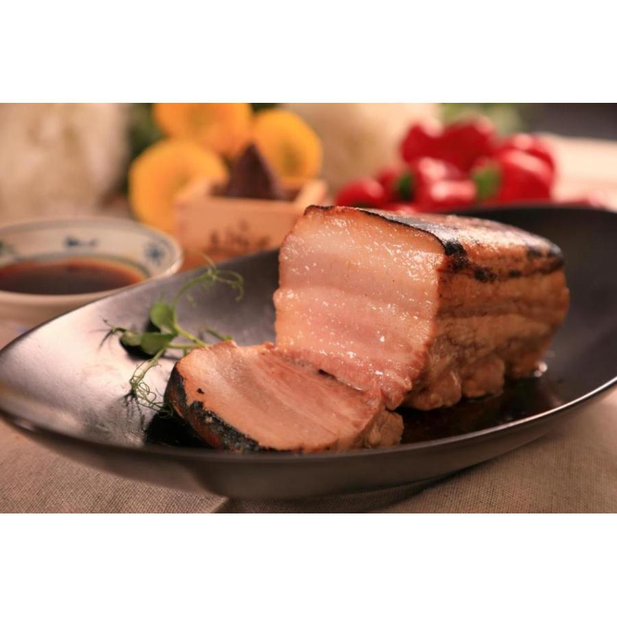 西尾の食材・素材で丁寧に炊き上げました・・・料理長監修・《西尾食宝》煮豚セット（醤油味・味噌味） | 