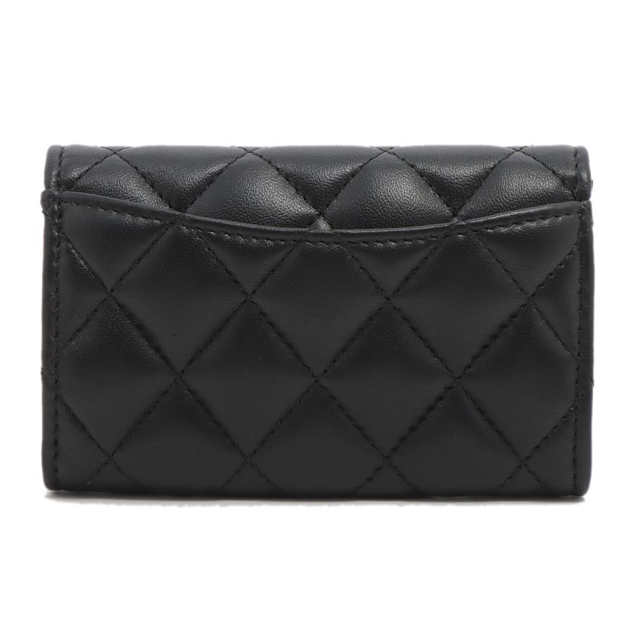 CHANEL 19 美品 シャネル マトラッセ ソーブラック ラムスキン カード