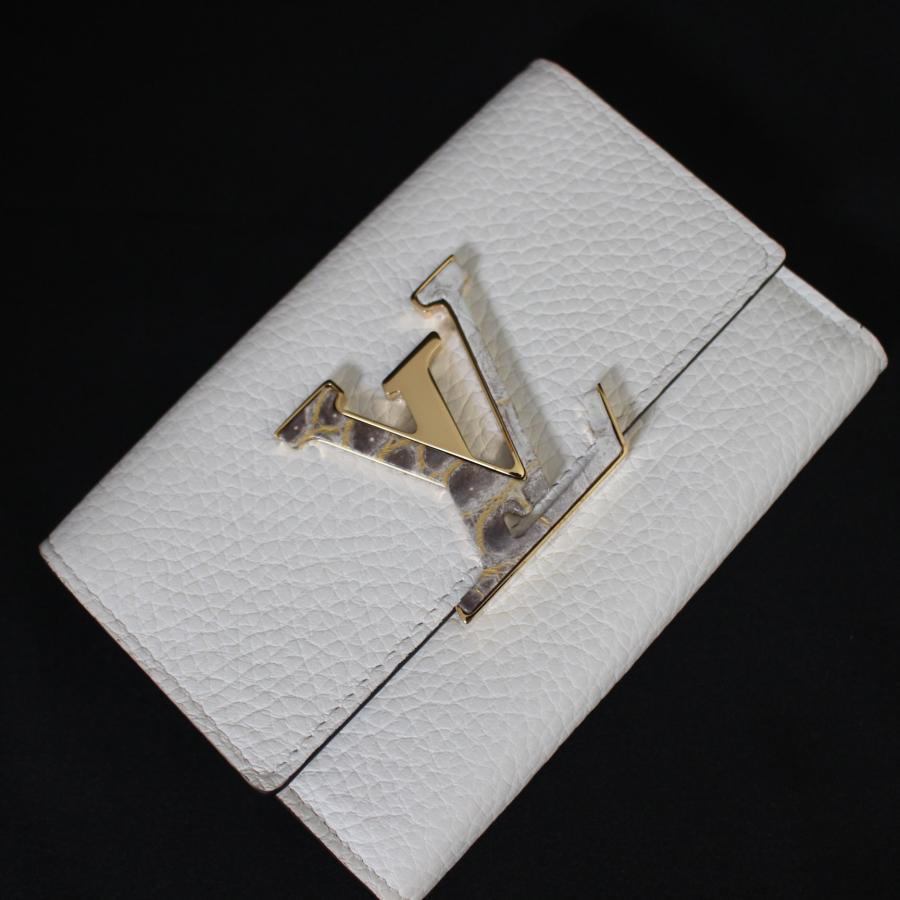 LOUIS VUITTON（ルイ・ヴィトン） 美品 ポルトフォイユカプシーヌ
