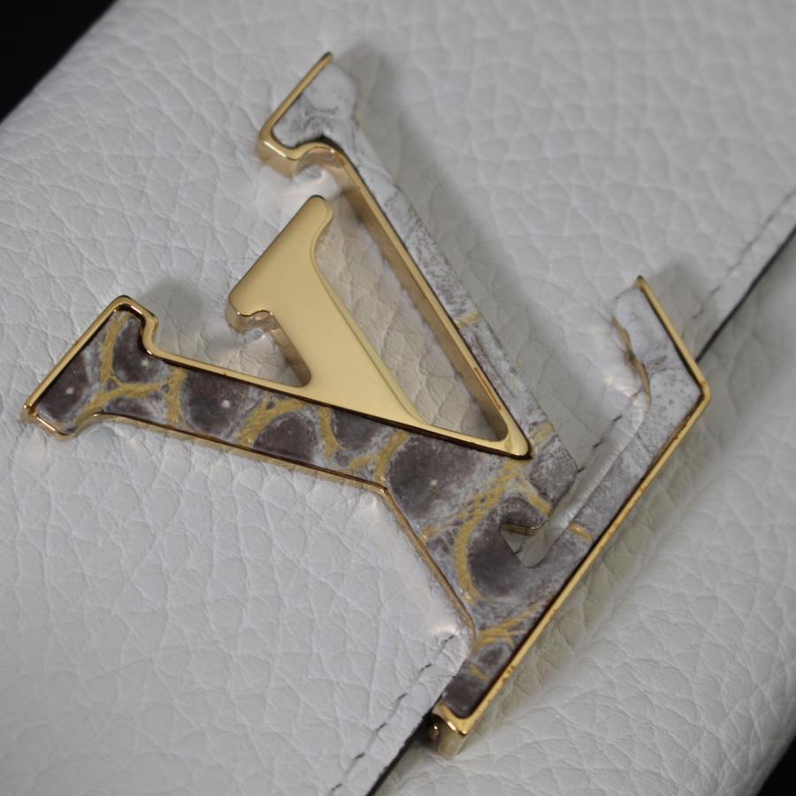 LOUIS VUITTON（ルイ・ヴィトン） 美品 ポルトフォイユカプシーヌ