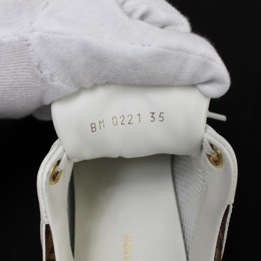 LOUIS VUITTON（ルイ・ヴィトン） 美品 モノグラム ランアウェイ