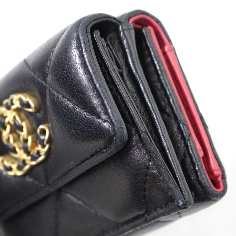 CHANEL 19 美品 シャネル ミニ ウォレット マトラッセ ココ CHANEL 19 美品 シャネル ミニ ウォレット マトラッセ ココ
