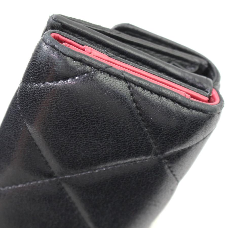 CHANEL 19 美品 シャネル ミニ ウォレット マトラッセ ココマーク 黒