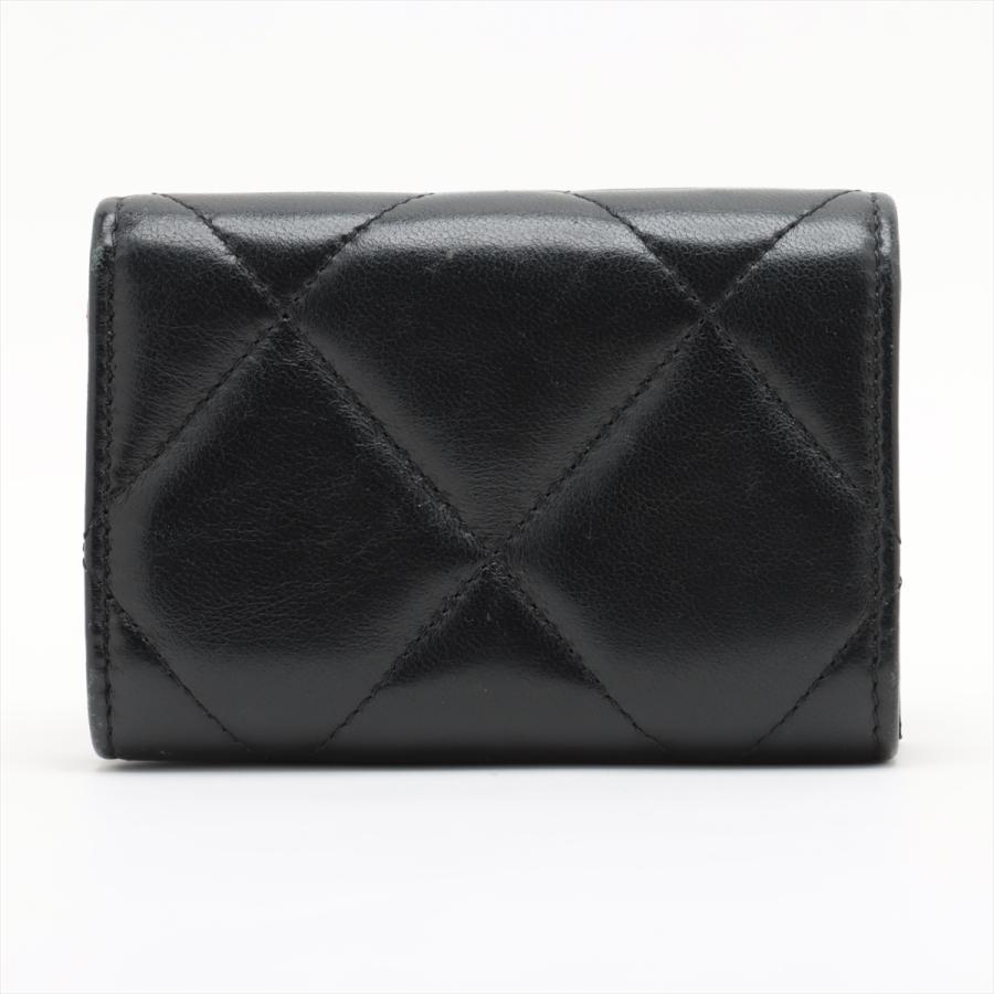 シャネル 折り財布 ミニ財布 シャネル19 ブラック 黒 ココマーク マトラッセ CHANEL 19 美品 シャネル ミニ ウォレット マトラッセ ココマーク 黒
