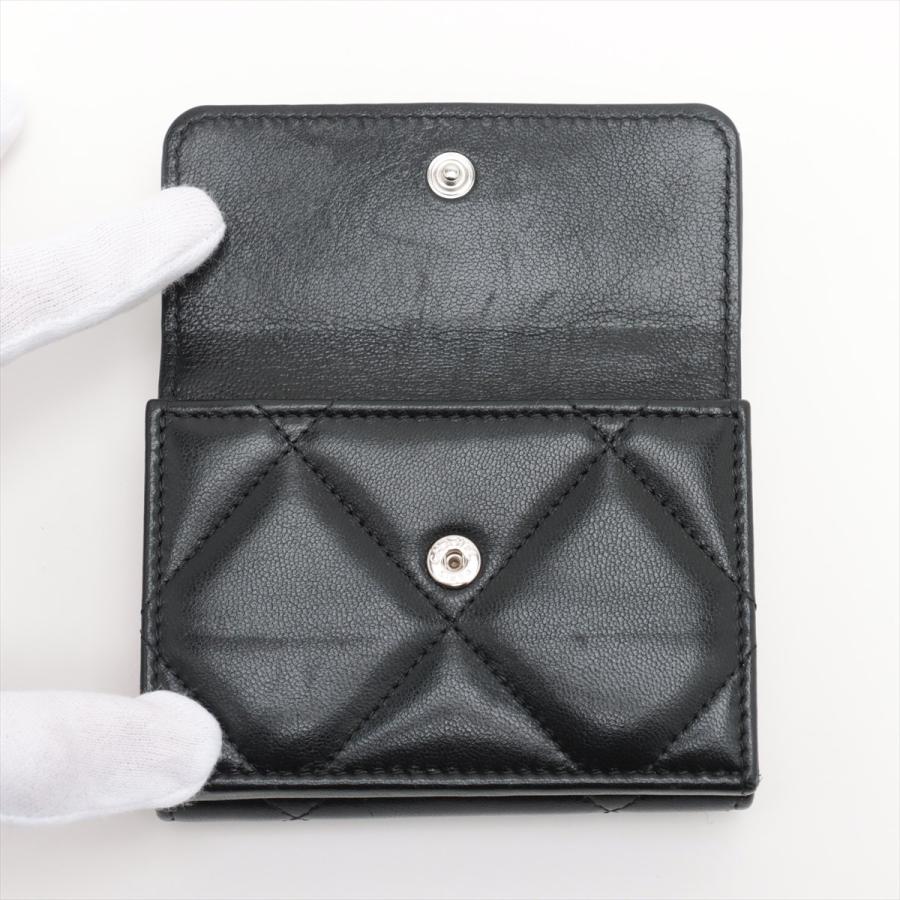 CHANEL 19 美品 シャネル ミニ ウォレット マトラッセ ココマーク 黒