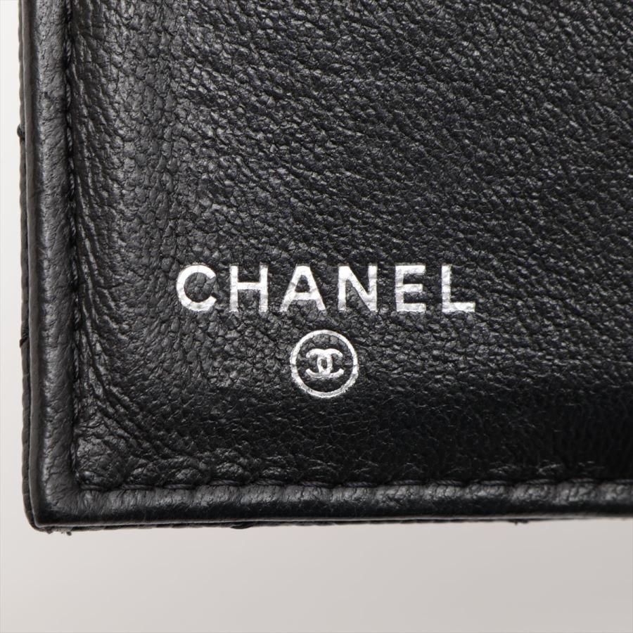 CHANEL（シャネル） 美品 マトラッセ キャビアスキン コンパクト