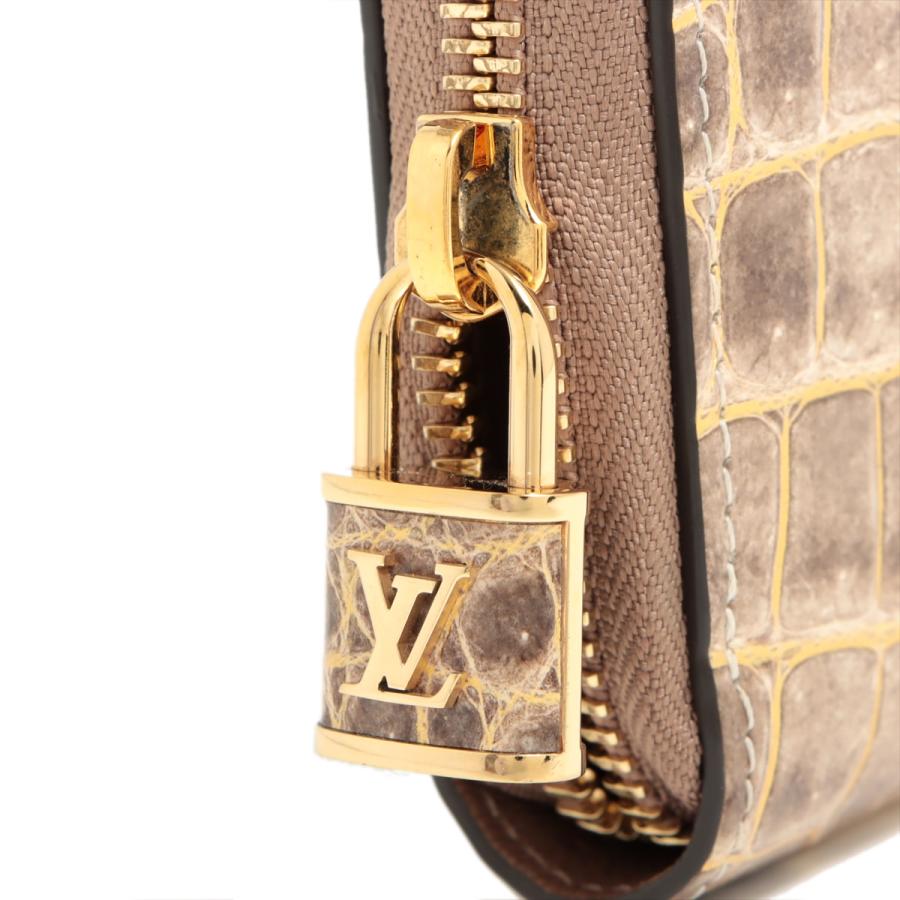 LOUIS VUITTON（ルイ・ヴィトン） ジッピーウォレット エキゾチック