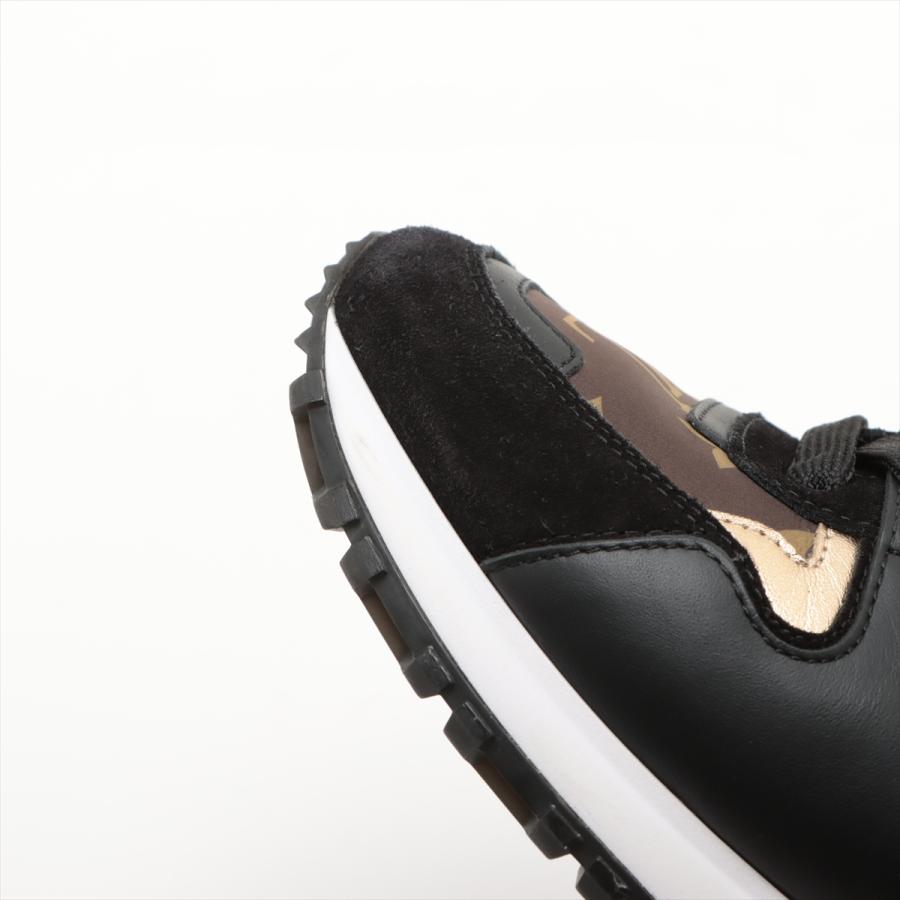 LOUIS VUITTON（ルイ・ヴィトン） 美品 モノグラム ランアウェイ