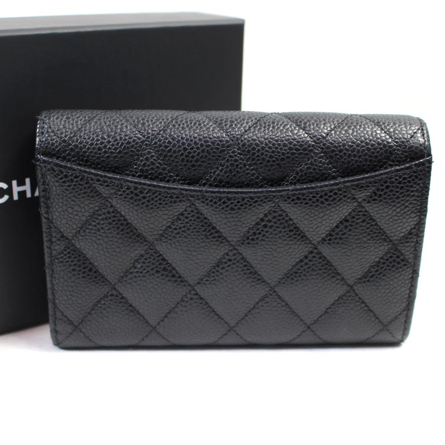 CHANEL（シャネル） 美品 キャビアスキン 黒 三つ折り財布 コイン