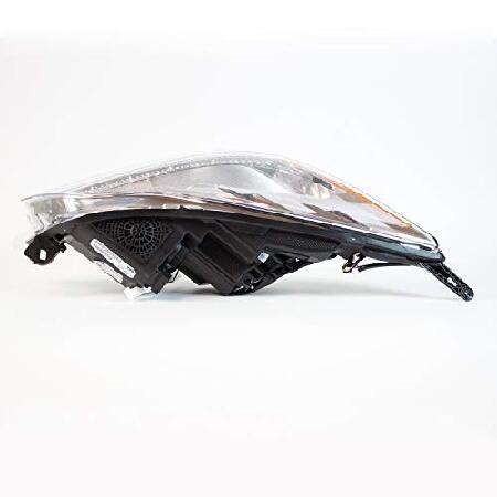 TYC 20-9241-00-1 Buick Regal Right 交換用ヘッドランプの画像