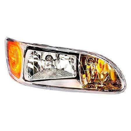 United Pacific 31296 - Headlight Assembly - Passenger Side, Chrome Housing, High/Low Beam, 9007 Bulbの画像
