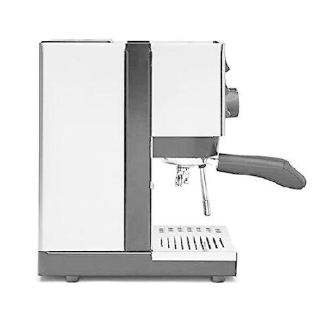 Rancilio Silvia エスプレッソマシン 鉄製フレームとステンレス