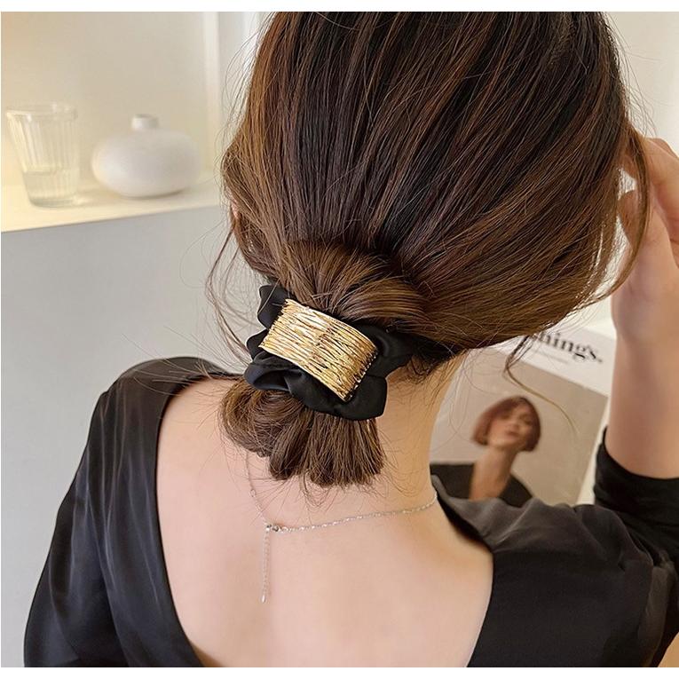 シュシュ ヘアゴム ヘアアクセサリー おしゃれ 大きめ 髪留め 髪ゴム