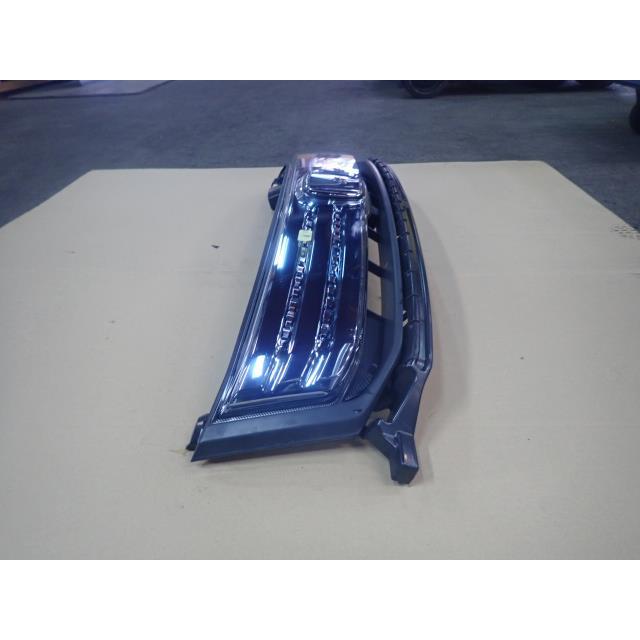 フリード フリードスパイク DAA-GP3 ラジエータグリル PB81P