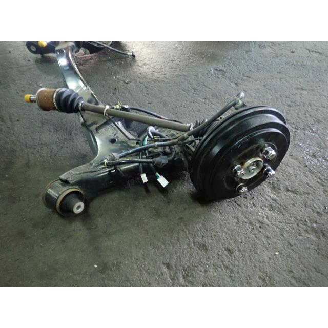 自動車 N-BOXスラッシュ JF2 リアアクスルビーム X 4WD 42100-TDF-000