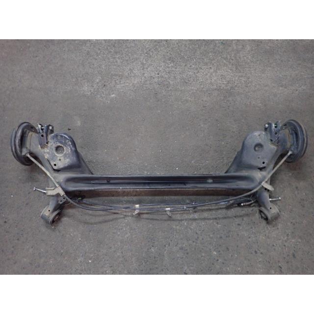 フィット DBA-GK3 リアアクスルビームASSY YR586P 42100-T5A-J65