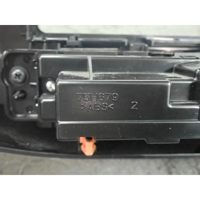 プリウス DAA-ZVW55 エアコンスイッチパネル 6W7 55900-47250 : RETEX 