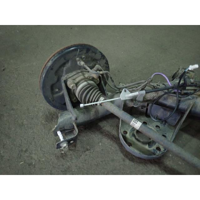 ヴィッツ DBA-NSP135 リアアクスルビームASSY 070 42101-52152 : RETEX  