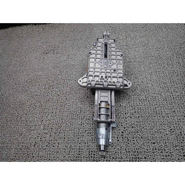 ベンツ Bクラス CBA-245232 ステアリングコラム 761の画像
