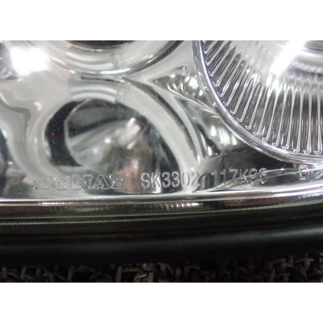 ベンツ SLKクラス GF-170449 右ヘッドランプASSY 586の画像