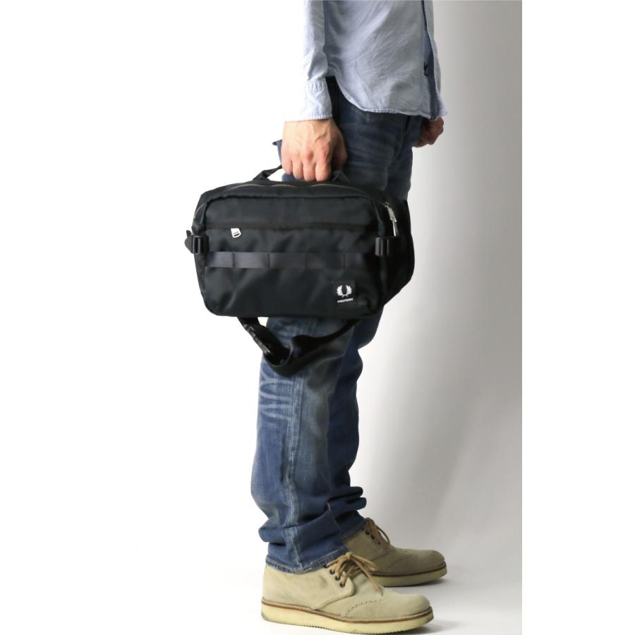 【美品】 フレンドペリー Fred Perry ボディバッグ ショルダーバッグ FRED PERRY (フレッドペリー) ボディバッグ ウエストバッグ