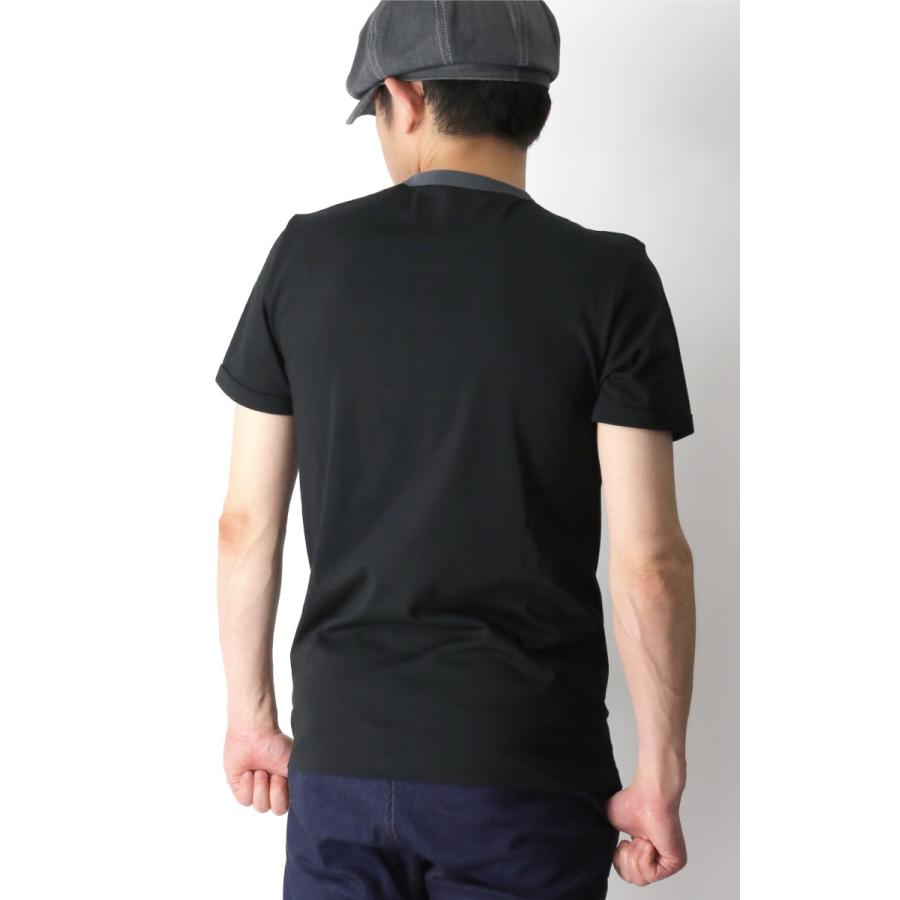 FRED PERRY (フレッドペリー) カラー ブロック クルーネック T