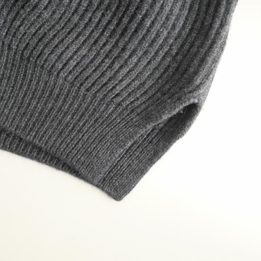 R353/美品 23AW ENFOLD タックショートニット 38 M グレー R353/美品 23AW ENFOLD タックショートニット 38 M グレー - メルカリ