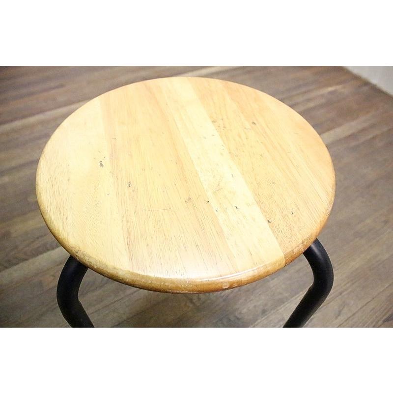 鉄脚木製座面の丸椅子 昭和後期 14脚在庫 店舗什器にどうぞ 古録展
