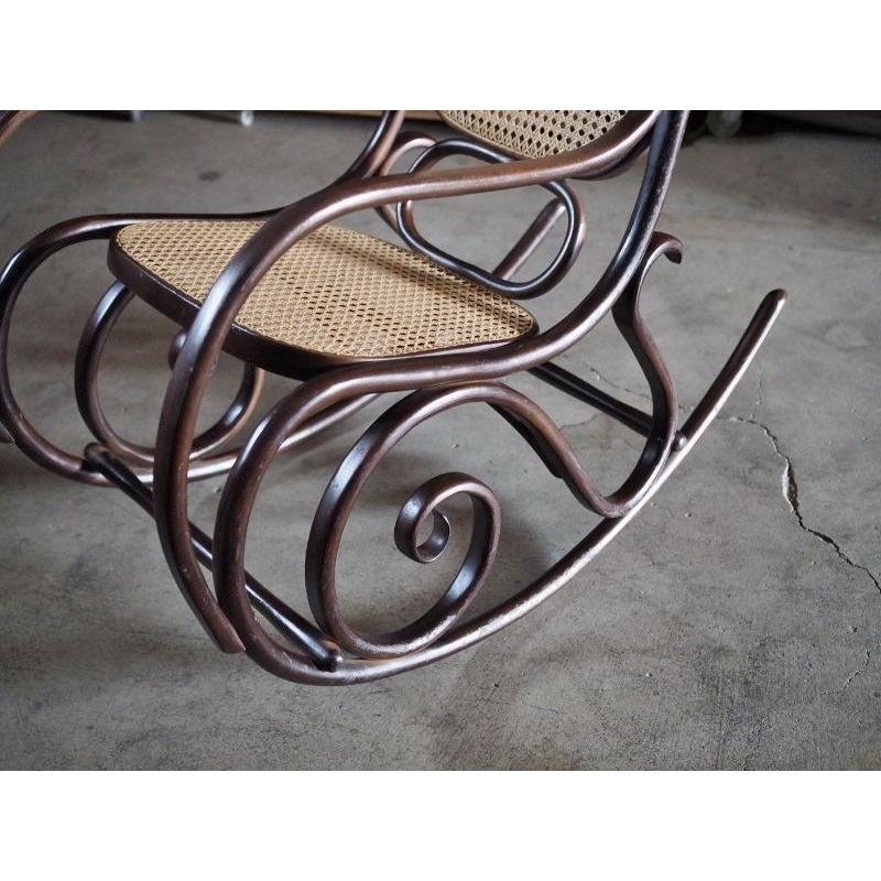 ヴィンテージ ラタン ロッキングチェア レトロ アンティーク ラタン製レトロなロッキングチェア 昭和中期 古録展 送料別 Mサイズ